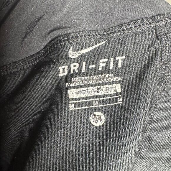 Nike Women’s Black Shorts Size M - Picture 7 of 7